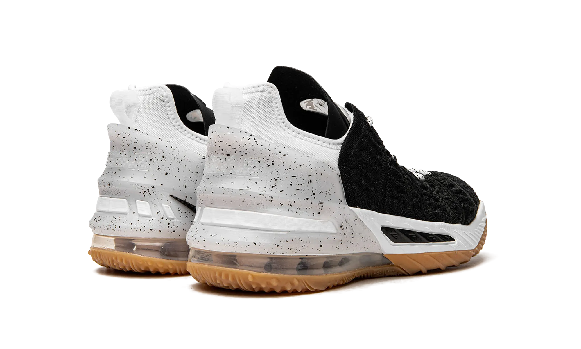 Hexagonal Traction LeBron 18 GS