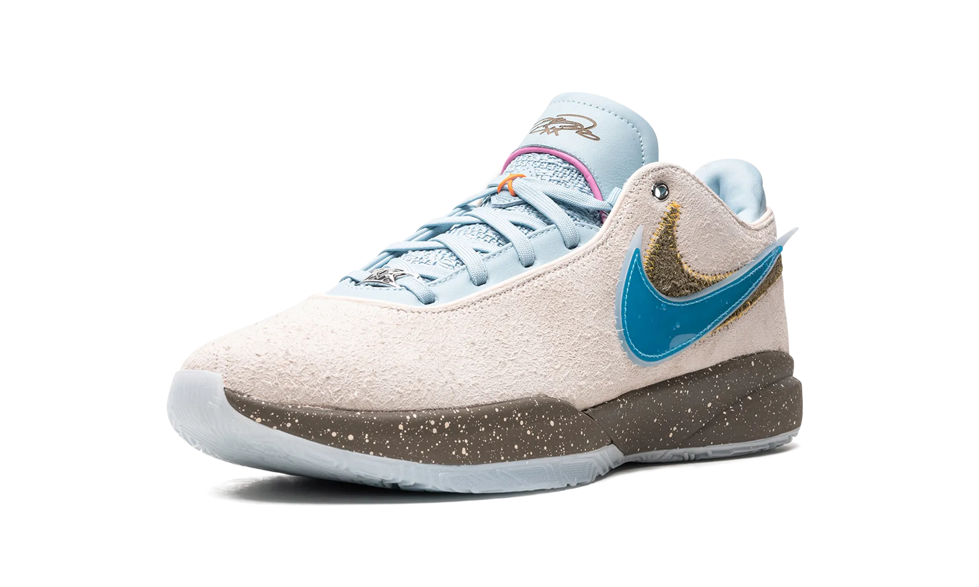 LeBron 20 "Unknwn - Message in a Bottle" High Traction Outsole Air Flow System