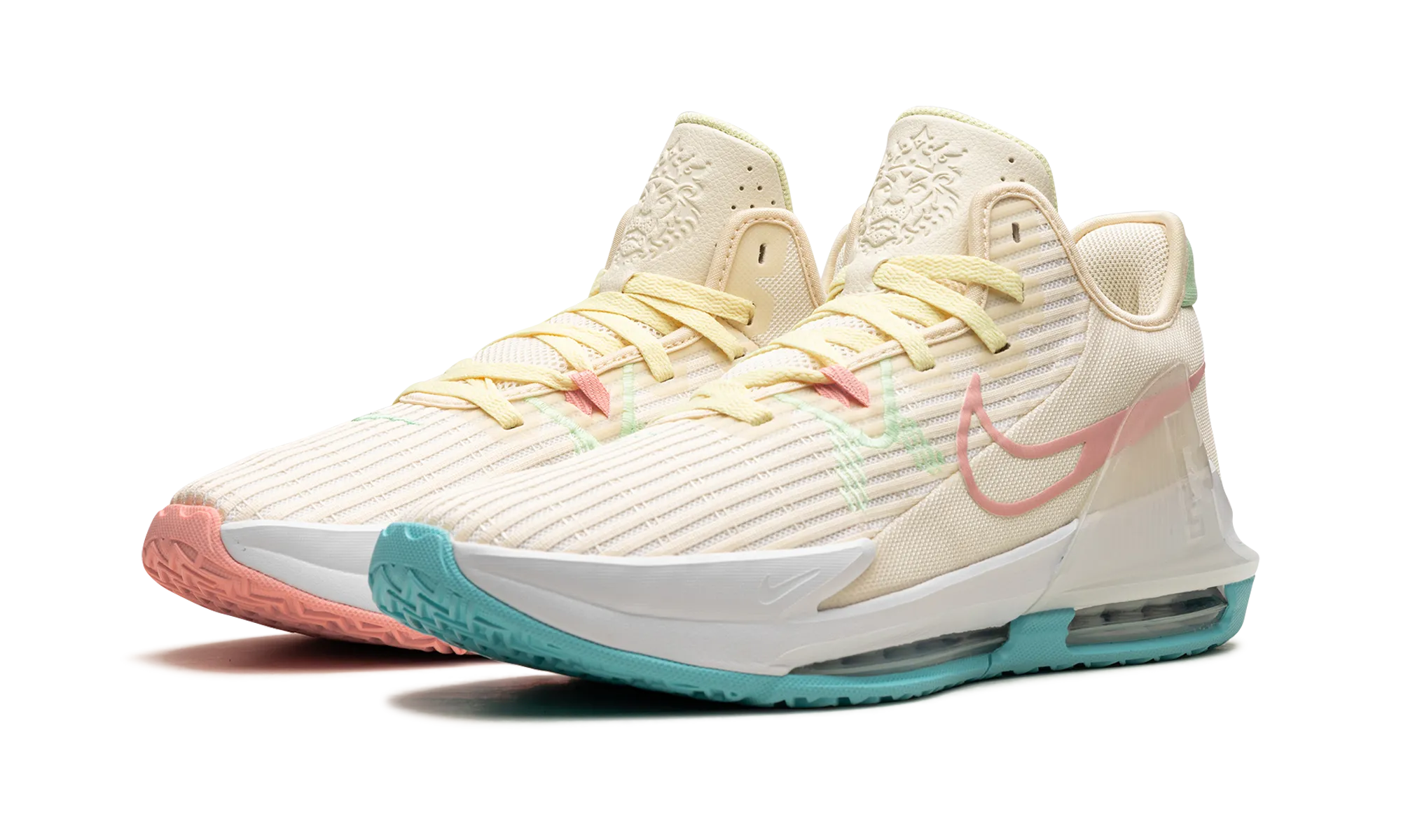 LeBron Witness VI "Easter" Dynamic Traction