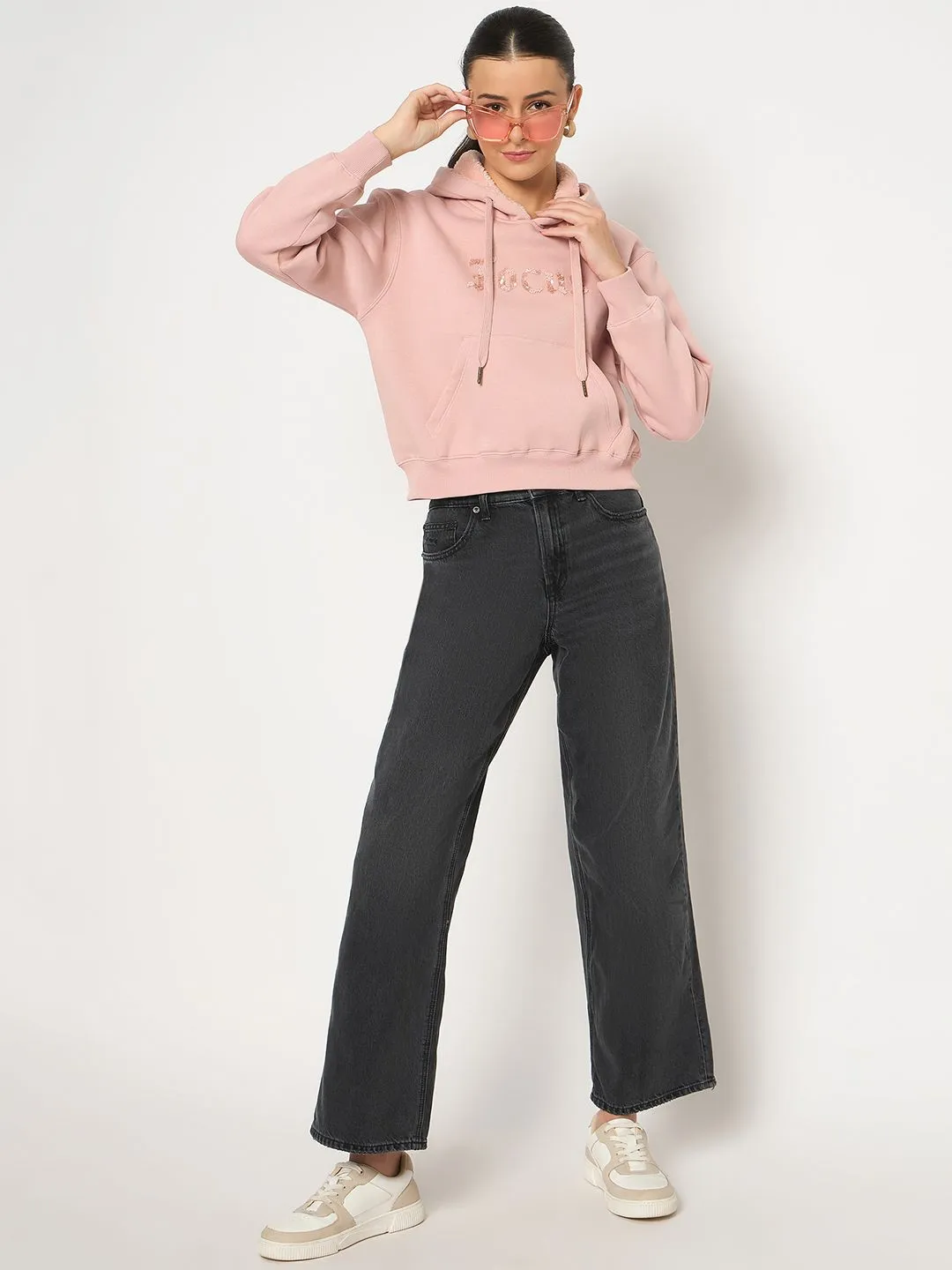 date night look Madame Fleece Placement Printed Handwork Detailed Dusty Pink Sweatshirt