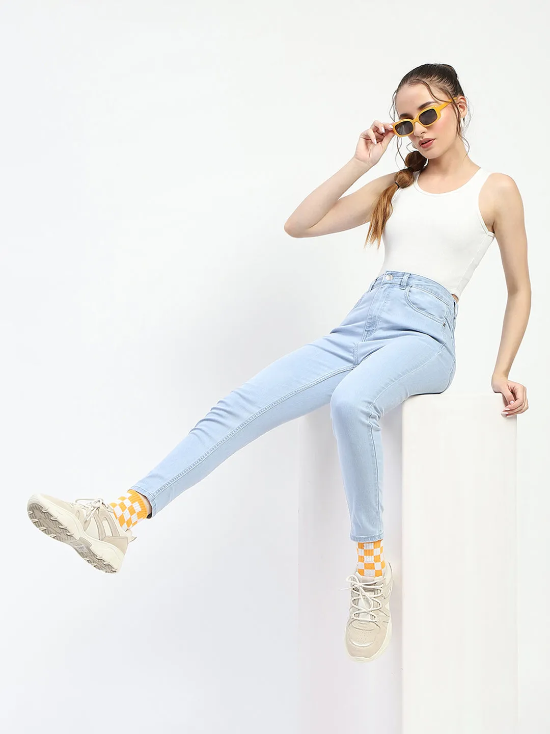 Madame Ice Blue Skinny Fit Cotton Denim Jeans Brunch Outfit Vintage Lover Formal Modern Textured