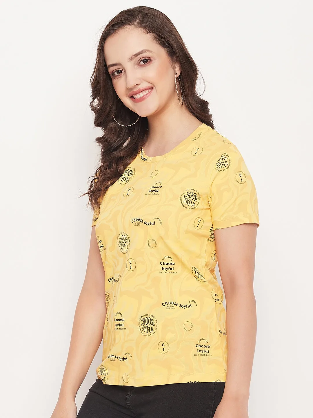 Active Outfit Madame Mustard Printed Regular Fit T-Shirt