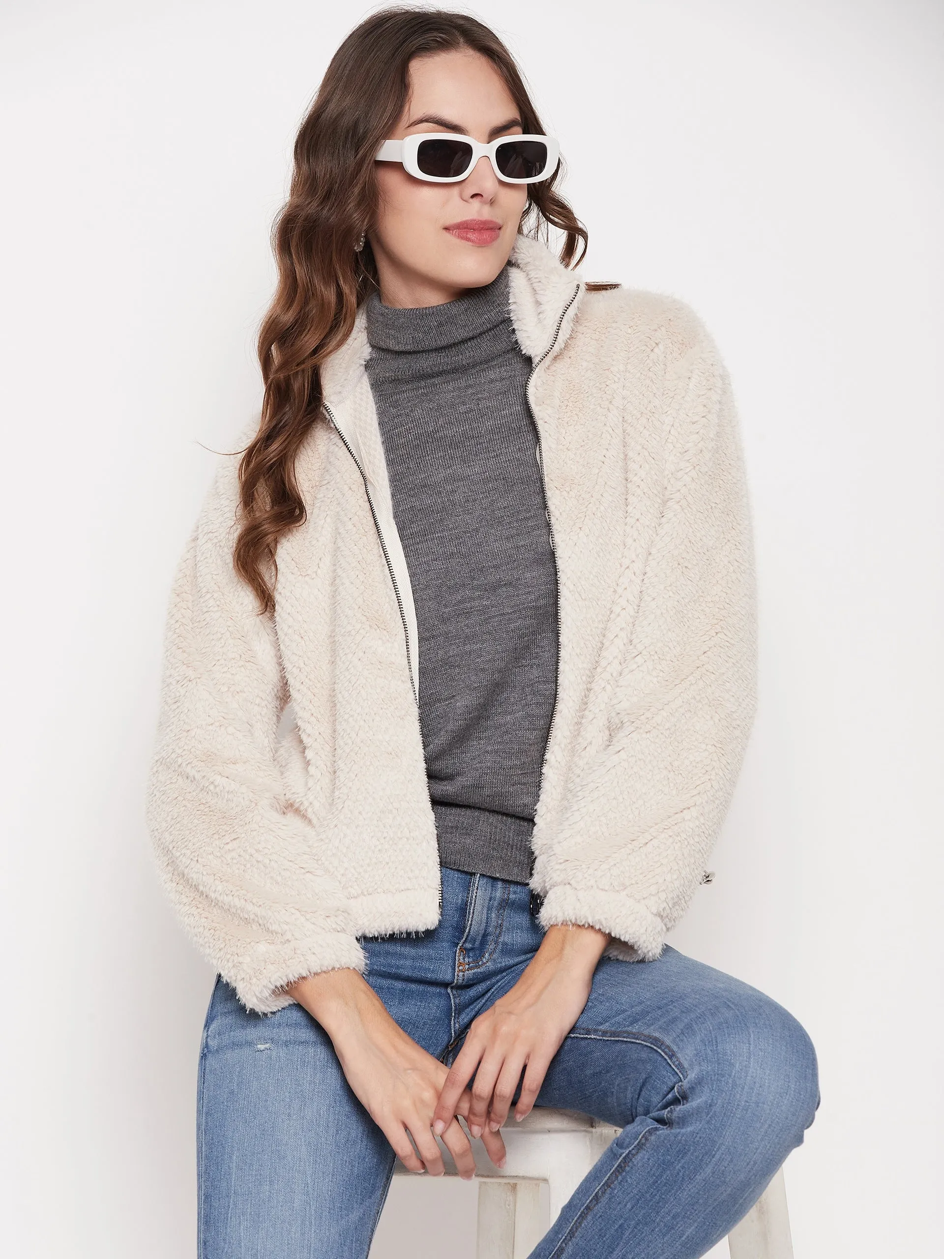 Madame Off-White Fluffy-Knit Sweatshirt zippered