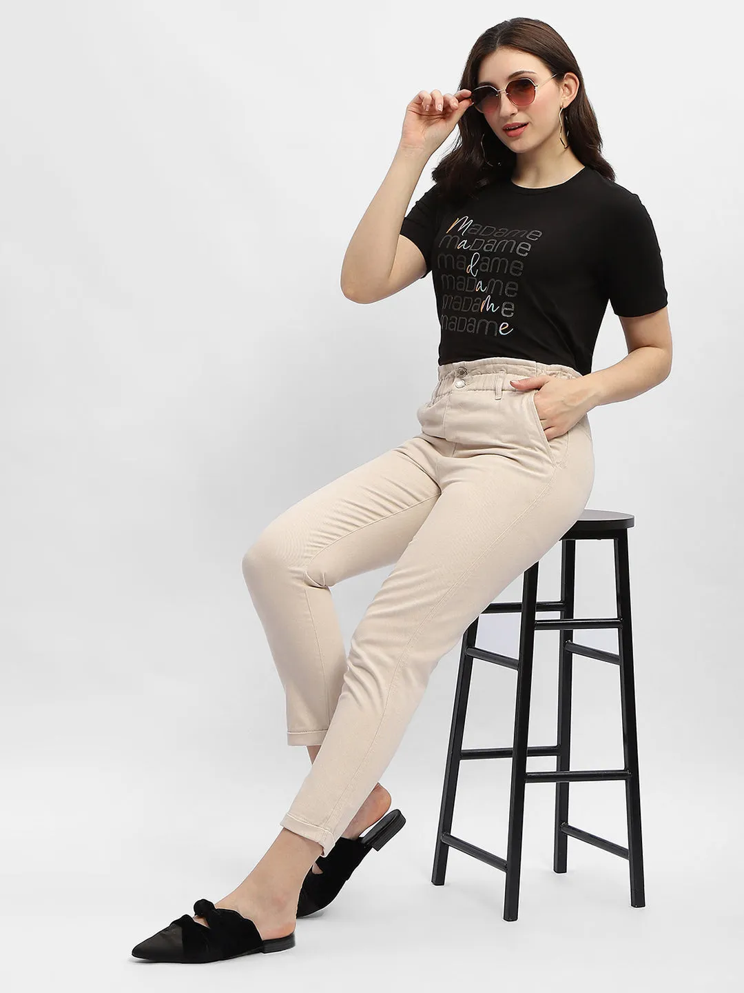 Breathable wear Move Friendly Madame Ruched Waistband White Trousers