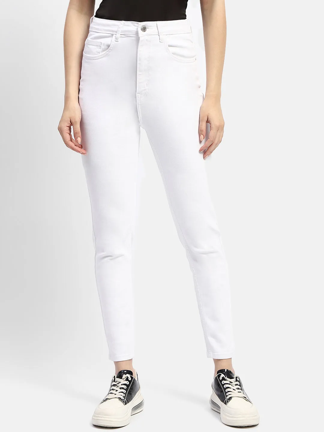Madame Solid White Slim Fit Denim Jeans Travel Outfit Street Fashion Creative Look Go-to Wear