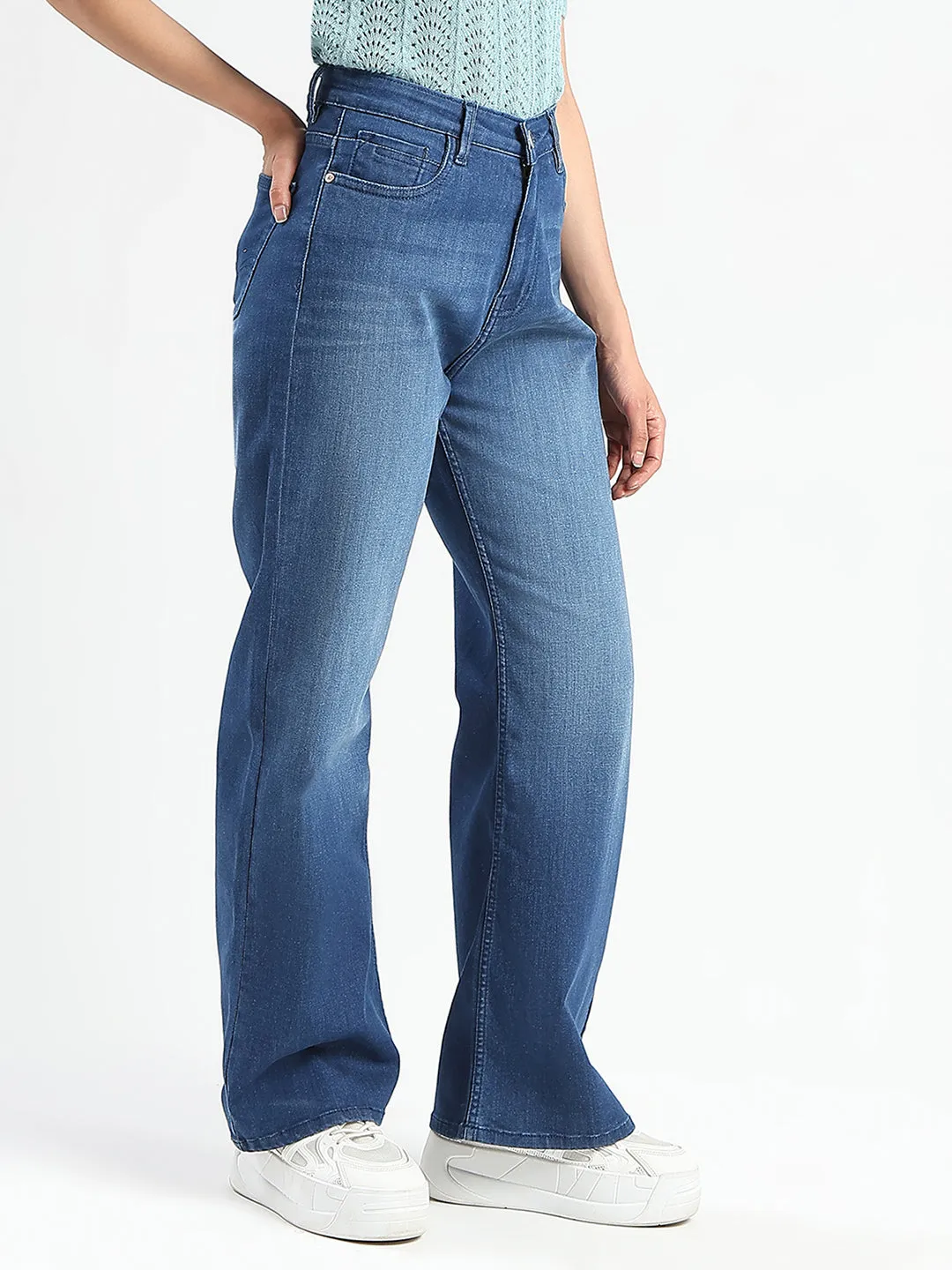 Weekend Getaway Luxury Beach Day Madame Stone Wash Wide Leg Dark Blue Jeans