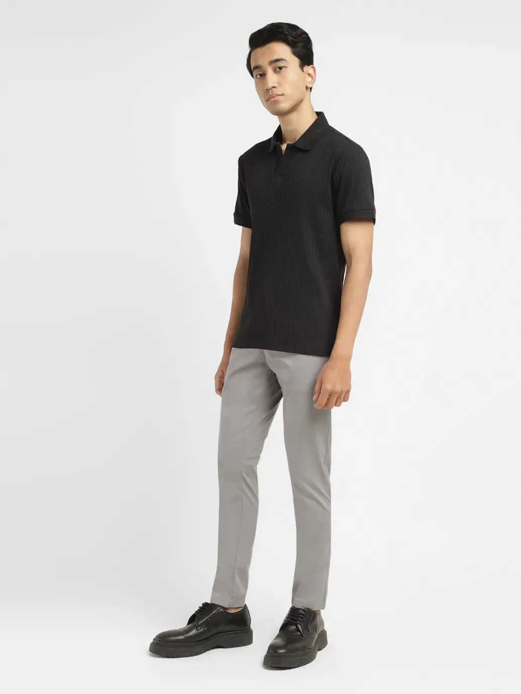Men's 512 Grey Slim Tapered Fit Chinos Lounge-friendly