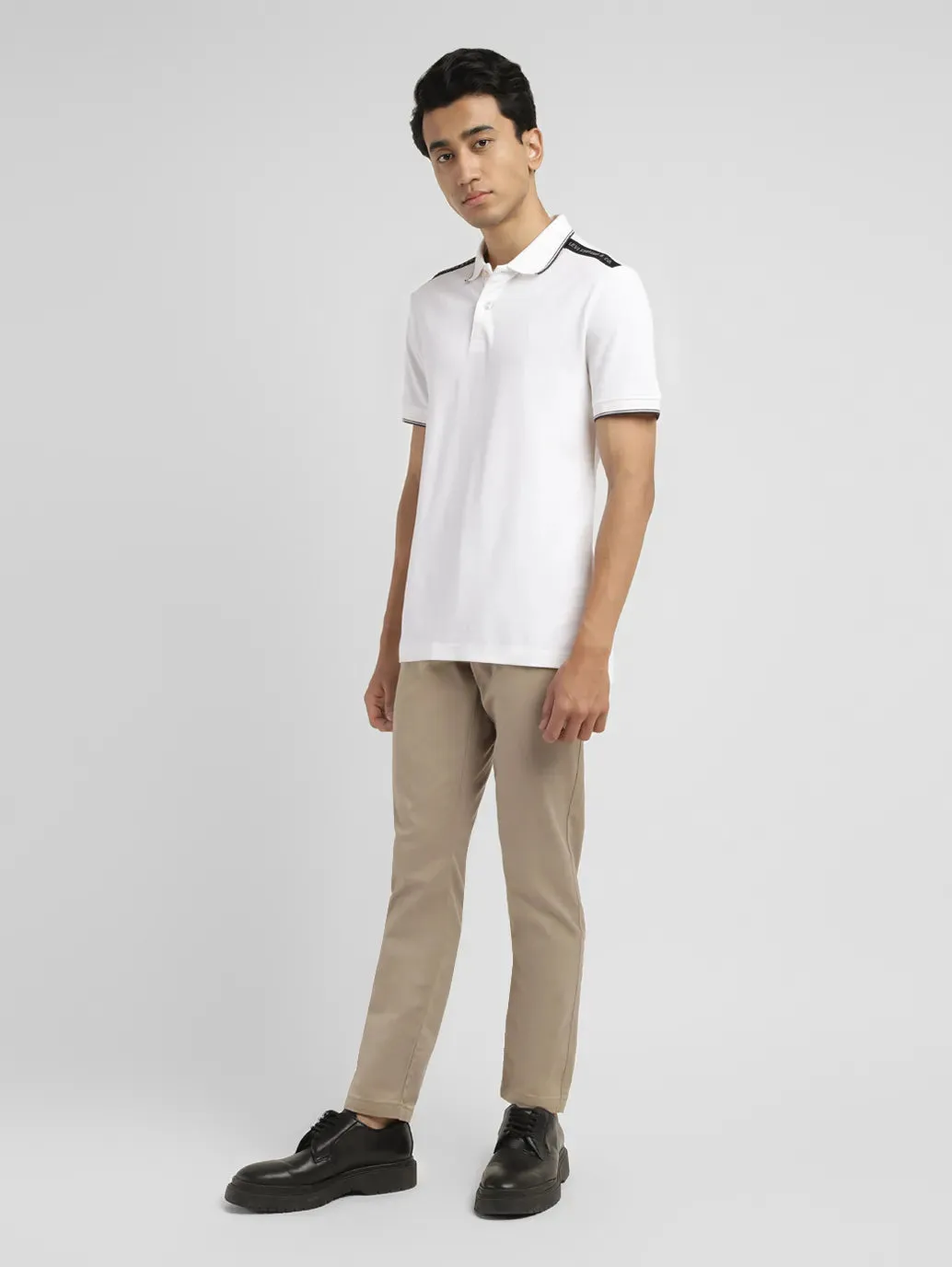 Men's  512 Slim Tapered Fit Beige Chinos Timeless Utility