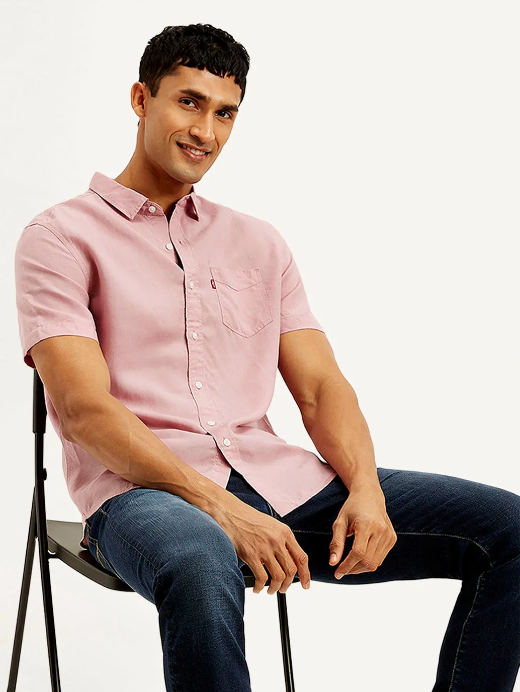 Subtle patterns Smooth Texture Men's Solid Slim Fit Linen Shirt