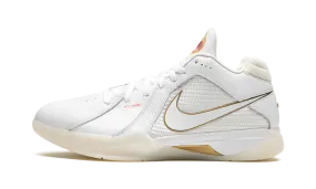 Energy Boost KD 3 "White / Metallic Gold"