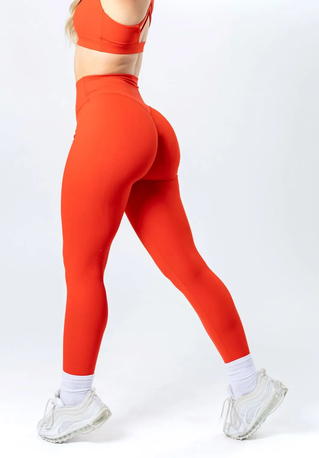 RecStretch Original Sculptseam? Plus Legging Hot Shot Indoor Exercise Compression Support