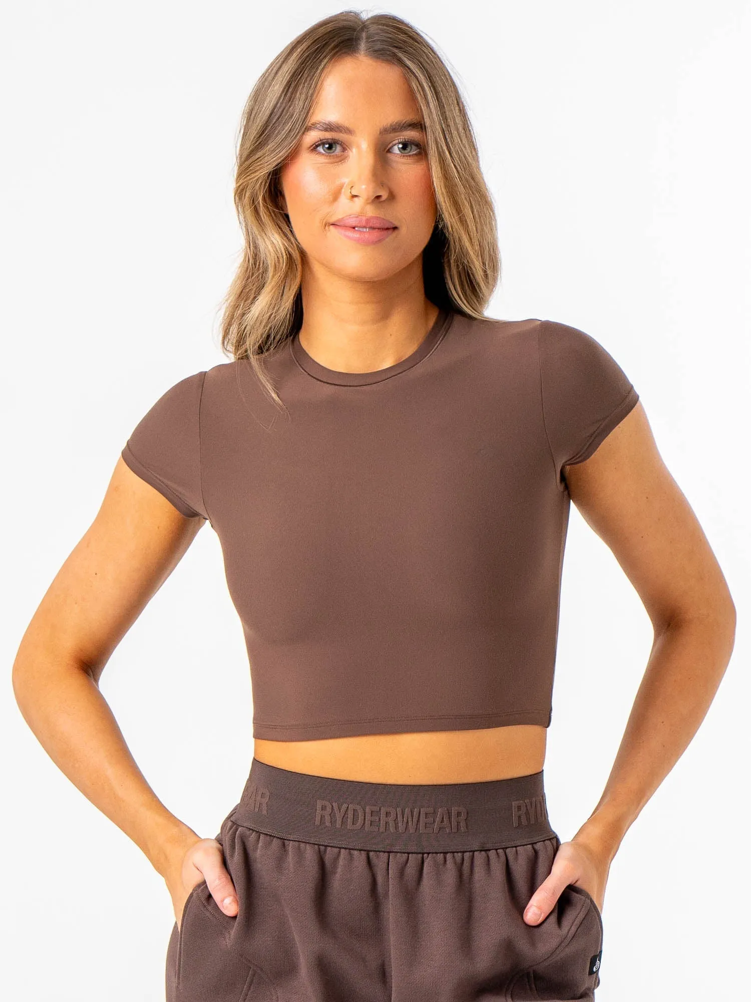 Scoop neck NKD Tee - Chocolate