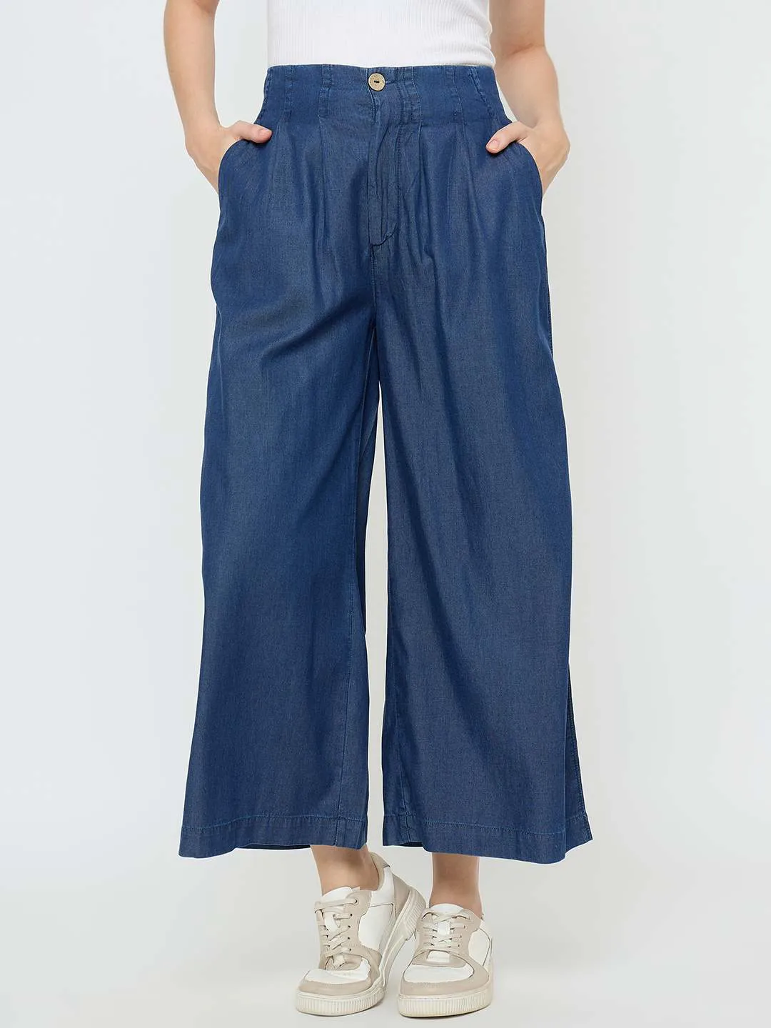 Contemporary Look Softened Texture Madame Pintuck Detailed Cotton Blend Mid Blue Wide Leg Jeans
