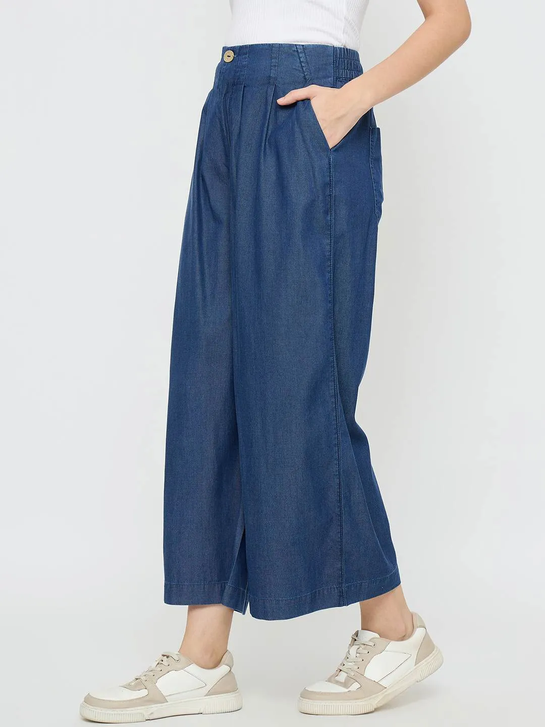 Weekend Getaway Minimalist Breathable Flexible Waistband Madame Pintuck Detailed Cotton Blend Mid Blue Wide Leg Jeans
