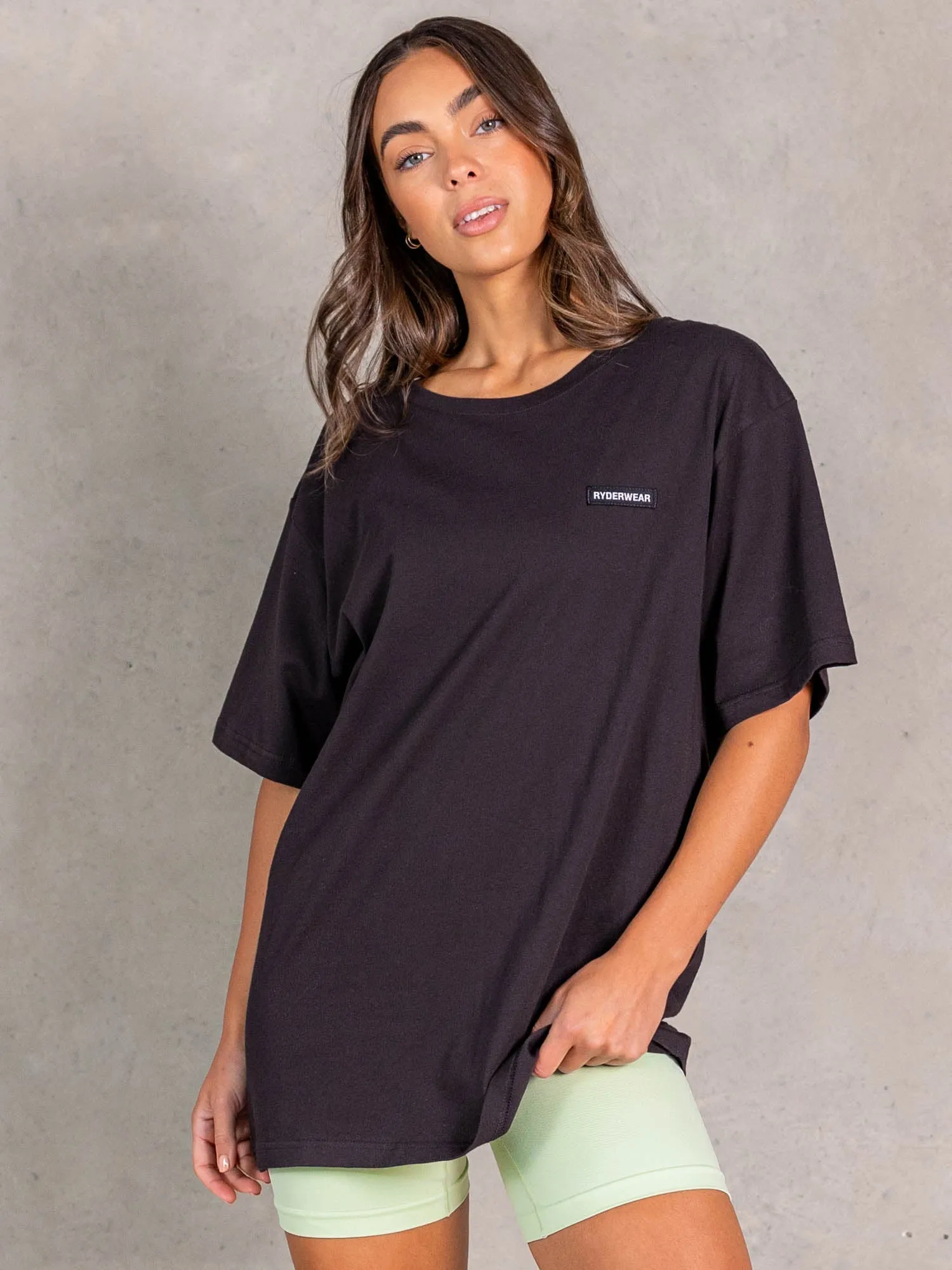 NRG Oversized T-Shirt - Faded Black Elegant Detail