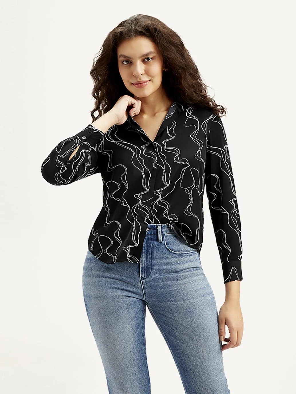 Women's Abstract Spread Collar Shirt Flex Fit Collar