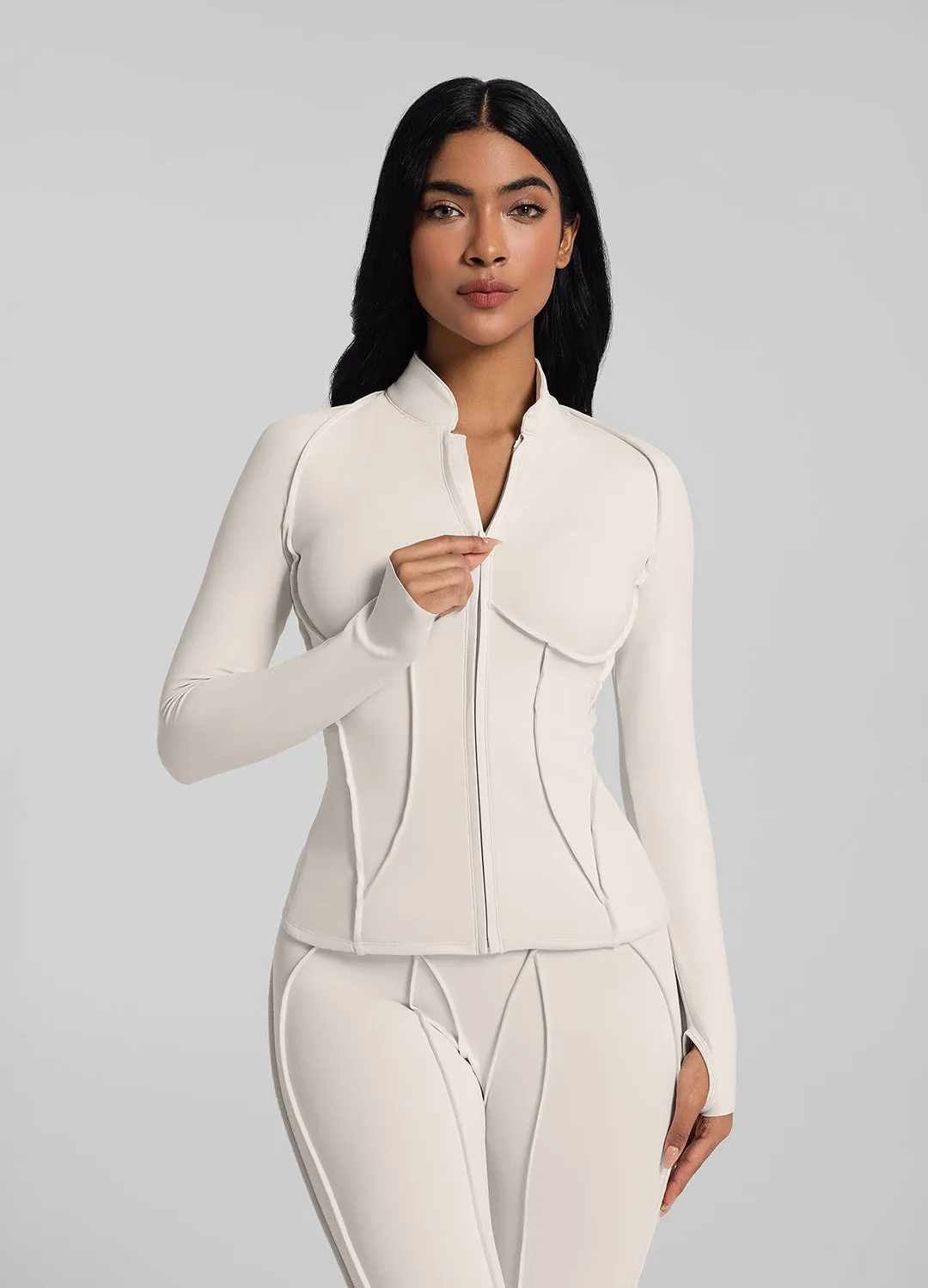 Oversized style Stretch Material Contour Zip-Up Long Sleeve Top