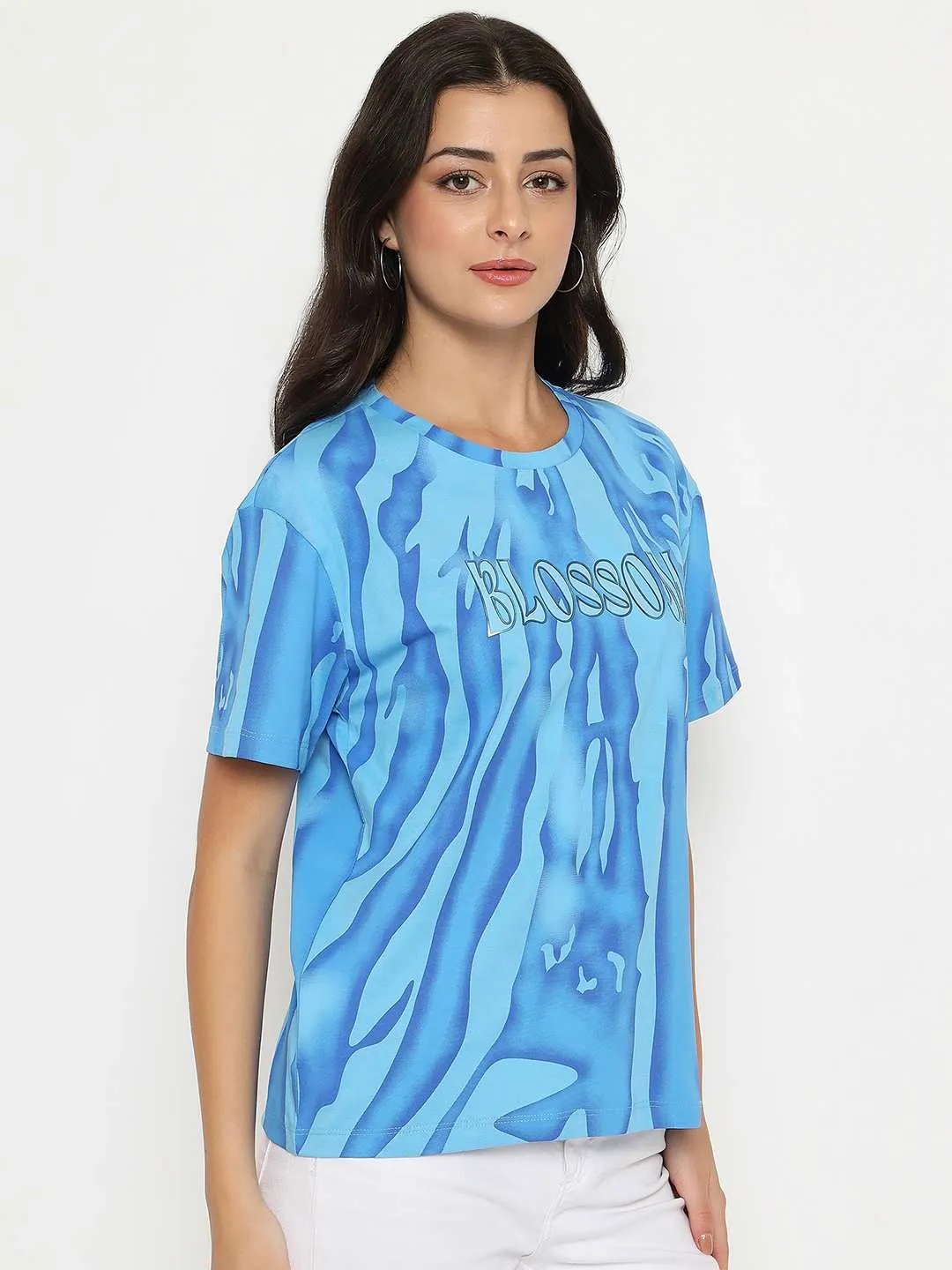 Fashionable Look Raw Edge Hem Madame Typography Print Half Sleeve Air Force Cotton T-shirt