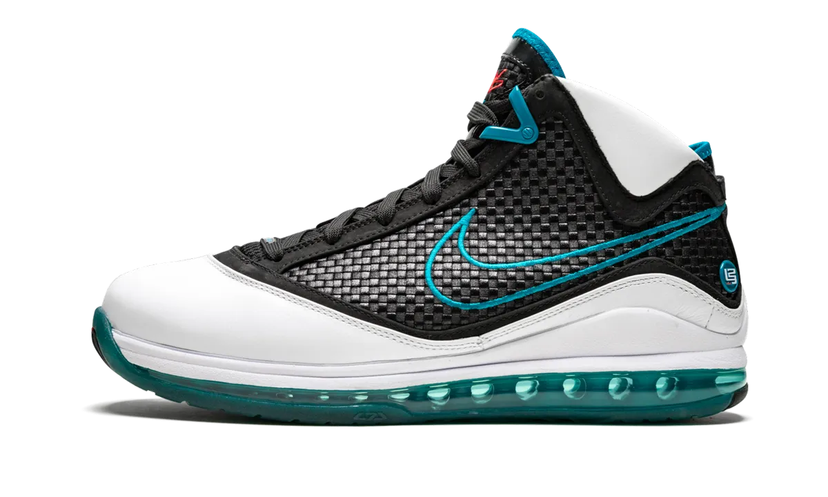 Dynamic Harness System Air Max Lebron 7 NFW "Red Carpet"