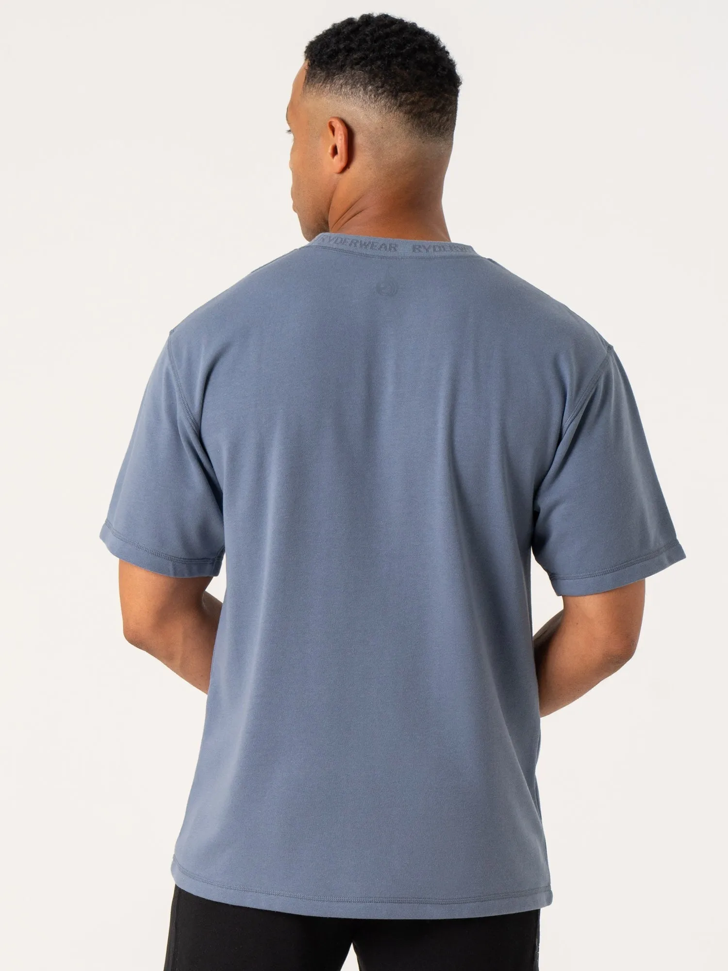 Pursuit Fleece T-Shirt - Denim Blue Stretchable Fabric