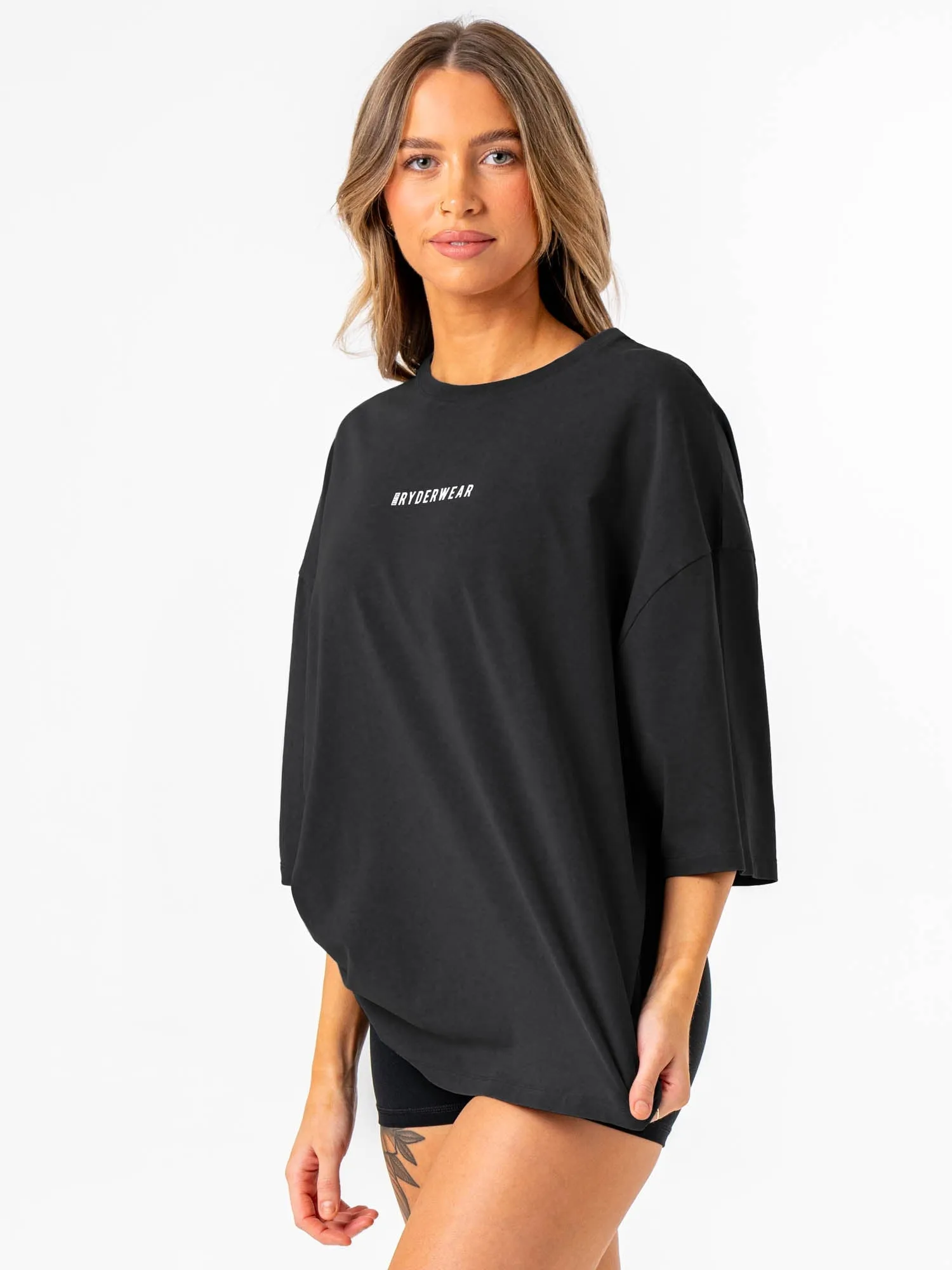 Pursuit Oversized T-Shirt - Black Stonewash Light Fashion