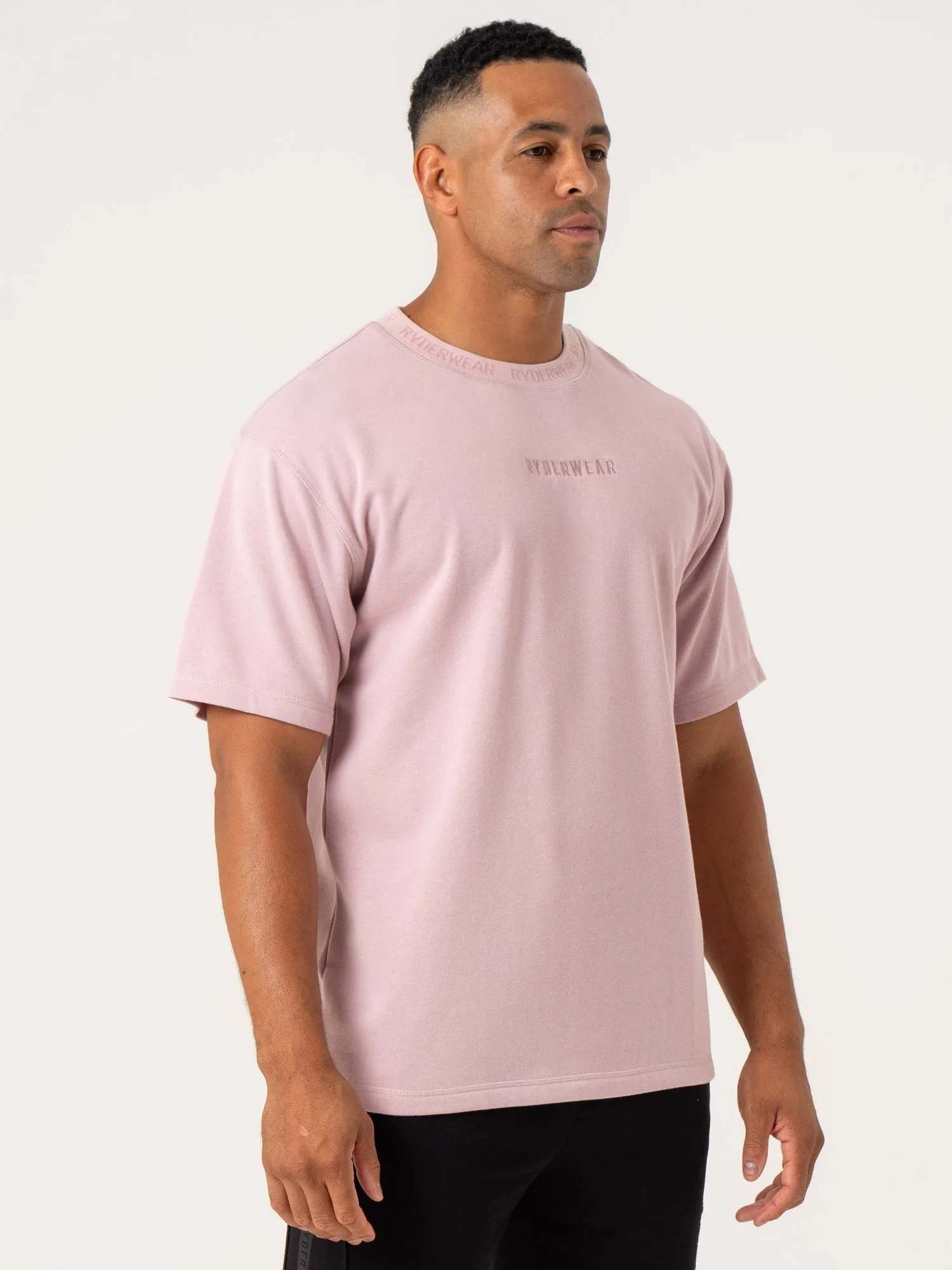 Adaptable Pursuit Fleece T-Shirt - Cinder