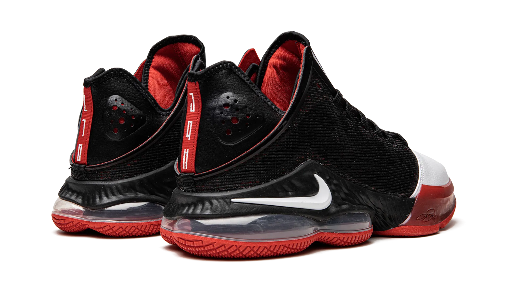 Flexible Midsole Construction LeBron 19 Low "Bred"