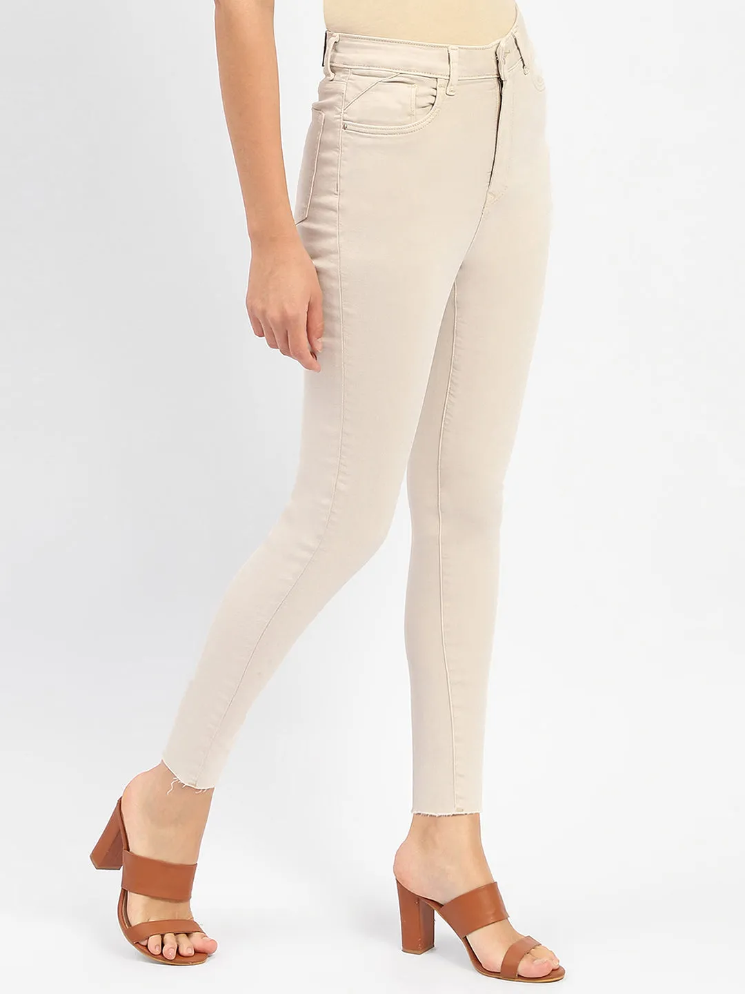 Simple Attire Office Wear Chill Outfit Date Night Madame Raw Hem Beige High Rise Skinny Fit Jeans