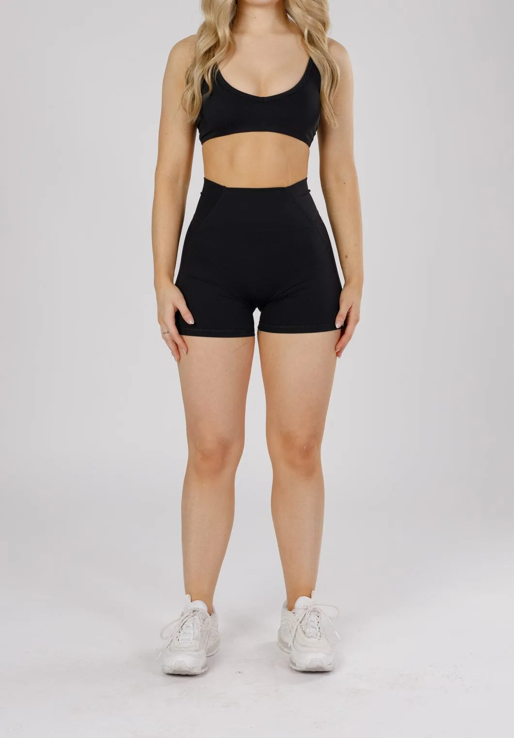 Anti - odor RecStretch DesB High Flow Sculptseam?  Plus Short Black