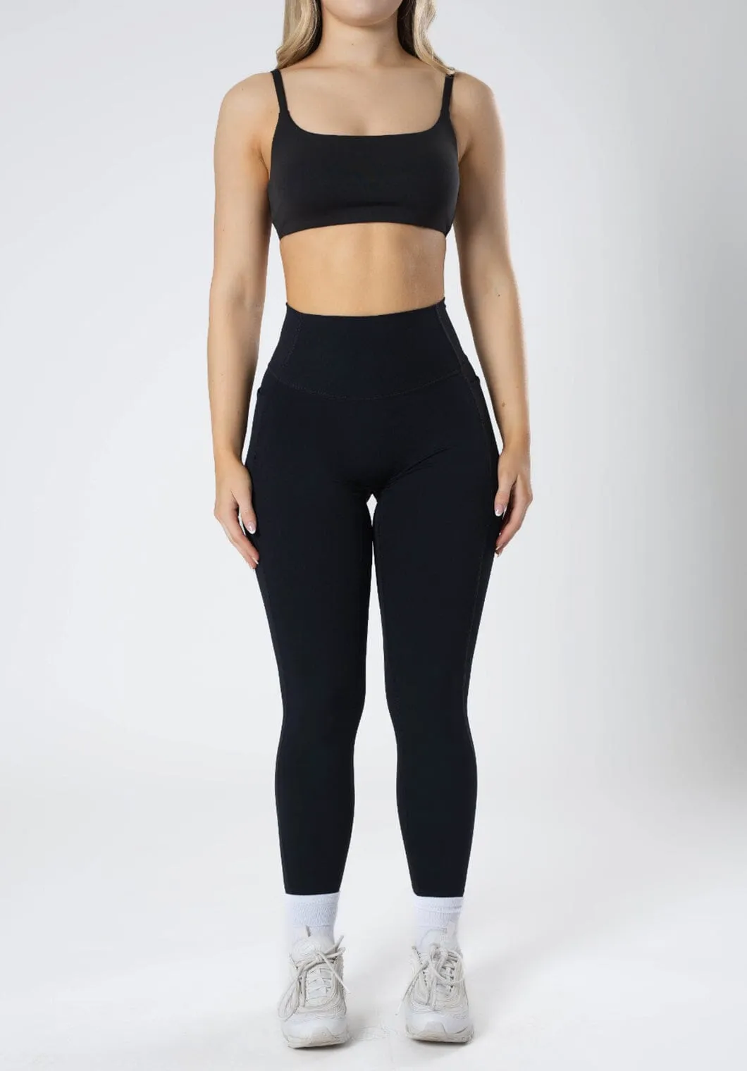 Basic Style RecStretch? Empower Sculptseam? Plus Pocket Legging Black