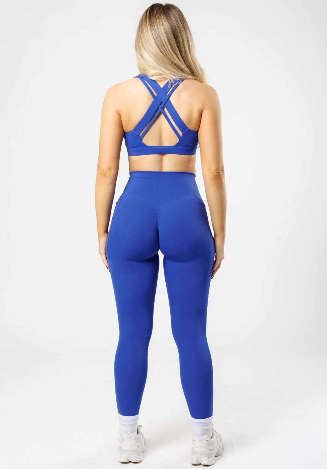 Flexible Performance Super Soft RecStretch? Empower Sculptseam? Plus Pocket Legging Infinity