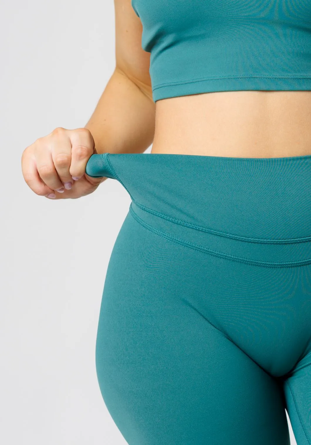 Tall Fit Double Layer RecStretch? Levitate Sculptseam? Plus Legging Cyber