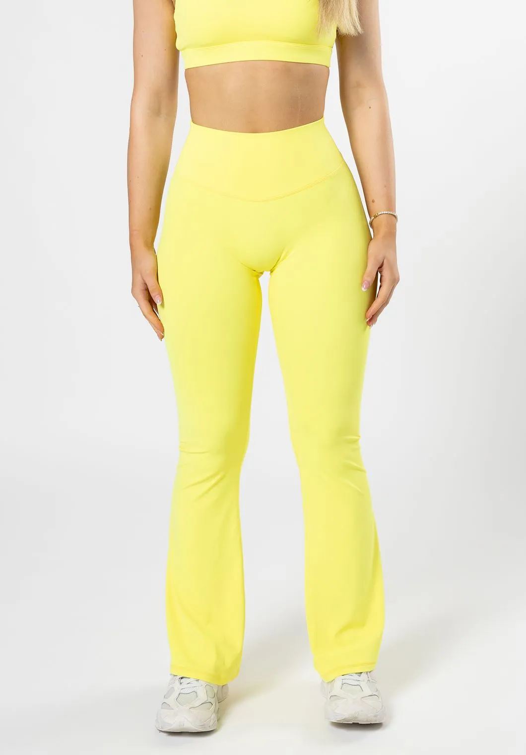 Silicone Hem Trim RecStretch? Original Sculptseam? Plus Essential Flare Legging 31" Lemonade