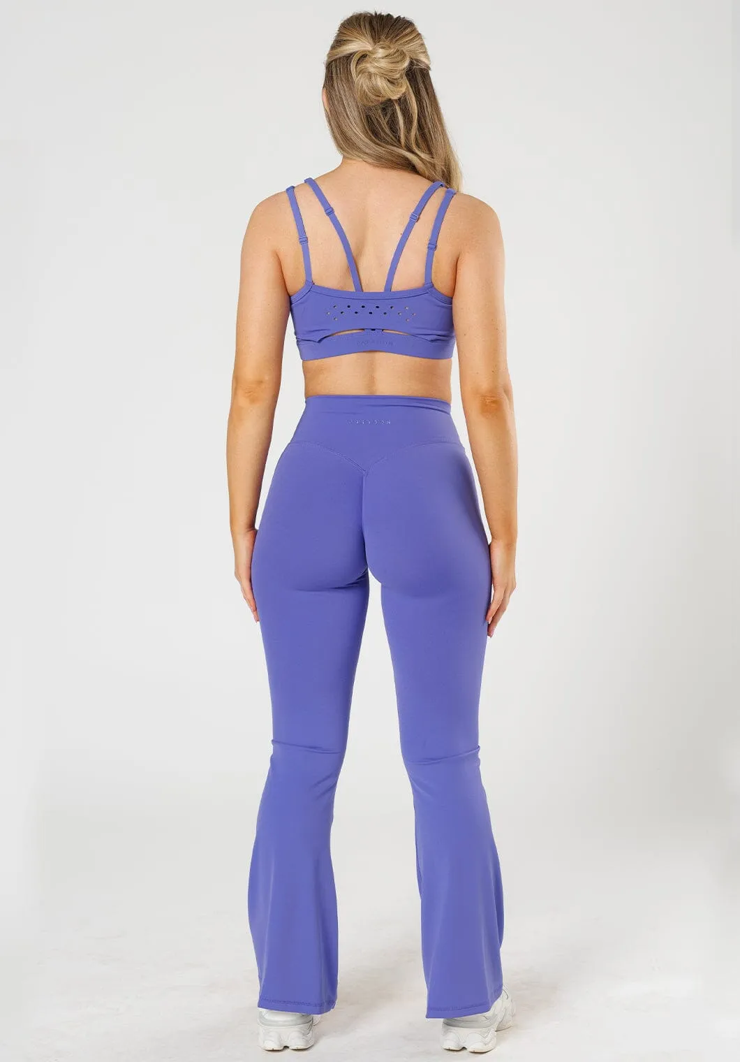 Flexible Wear Evening Walk RecStretch? Original Sculptseam? Plus Essential Flare Legging 31" Sucker
