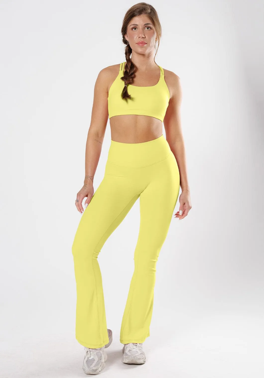 Double Layer Budget Friendly RecStretch Original Sculptseam? Plus Essential Flare Legging 34" Lemonade