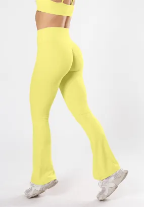 RecStretch Original Sculptseam? Plus Essential Flare Legging 34" Lemonade Chilly Comfort Wear Cozy Fit