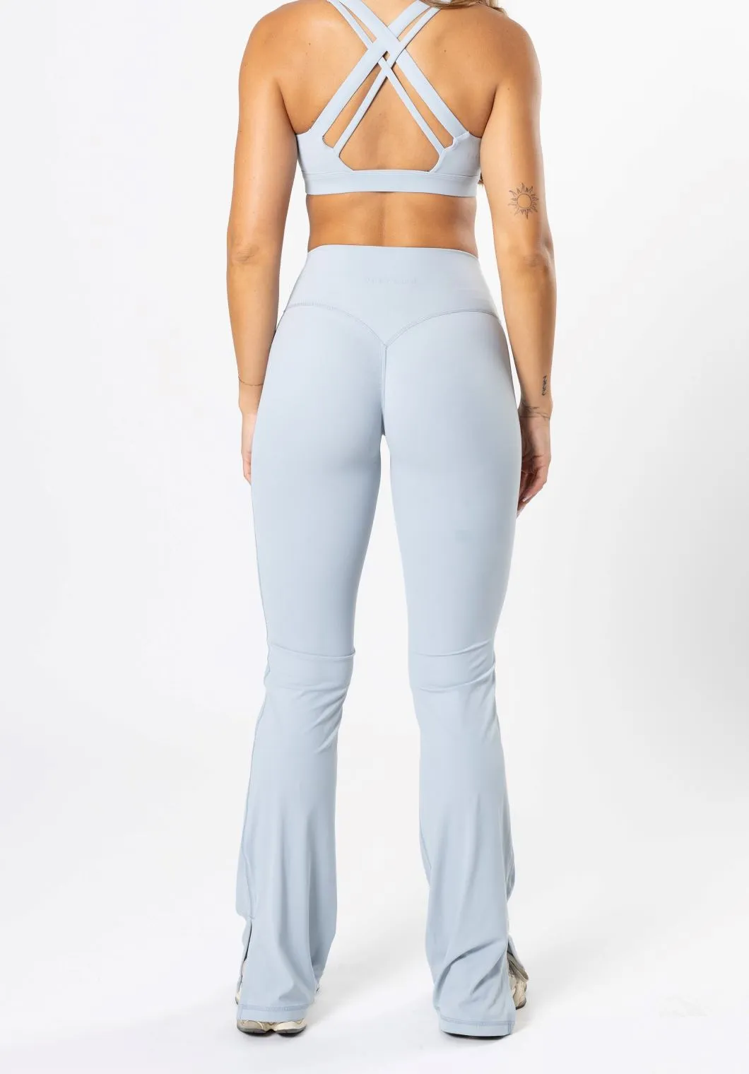 RecStretch Original Sculptseam? Plus Flare Legging 34" Pearl Blue Mountain Hike Trend Seeker Motion Ready