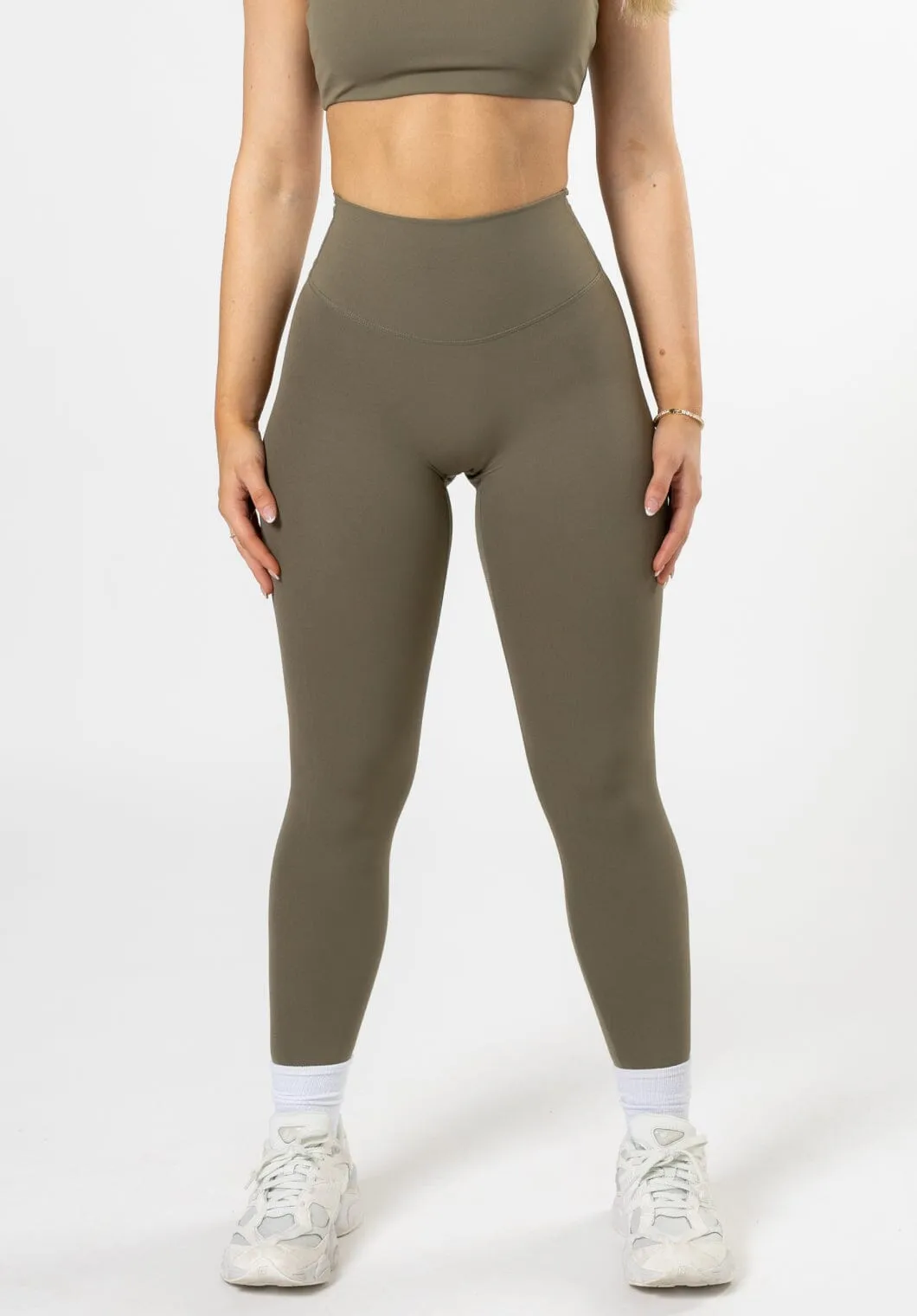 Perfect for Workouts RecStretch Original Sculptseam? Plus Legging Everglades