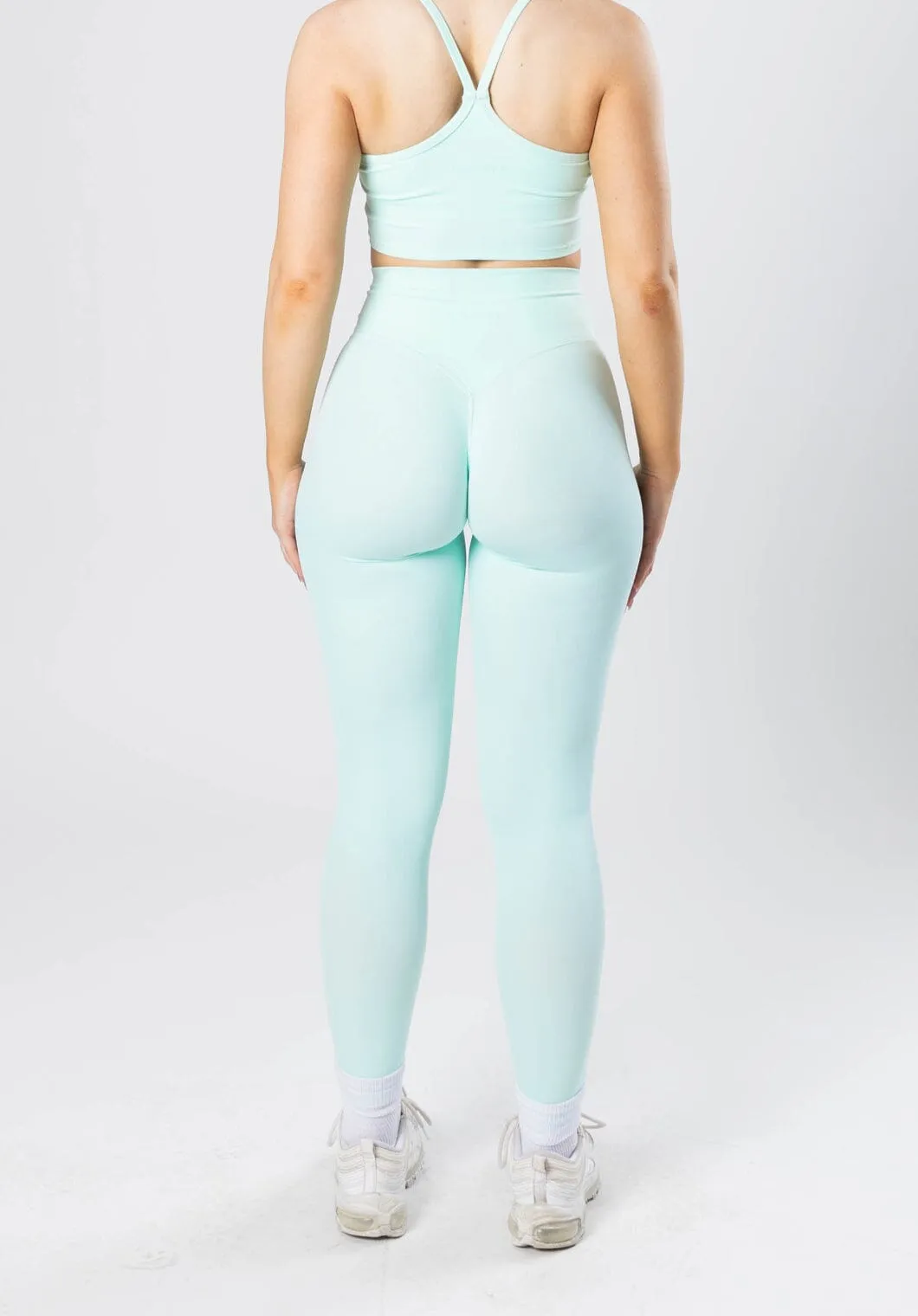 Pure Motion Plus Size Flexible Wear RecStretch Original Sculptseam? Plus Legging Poolside