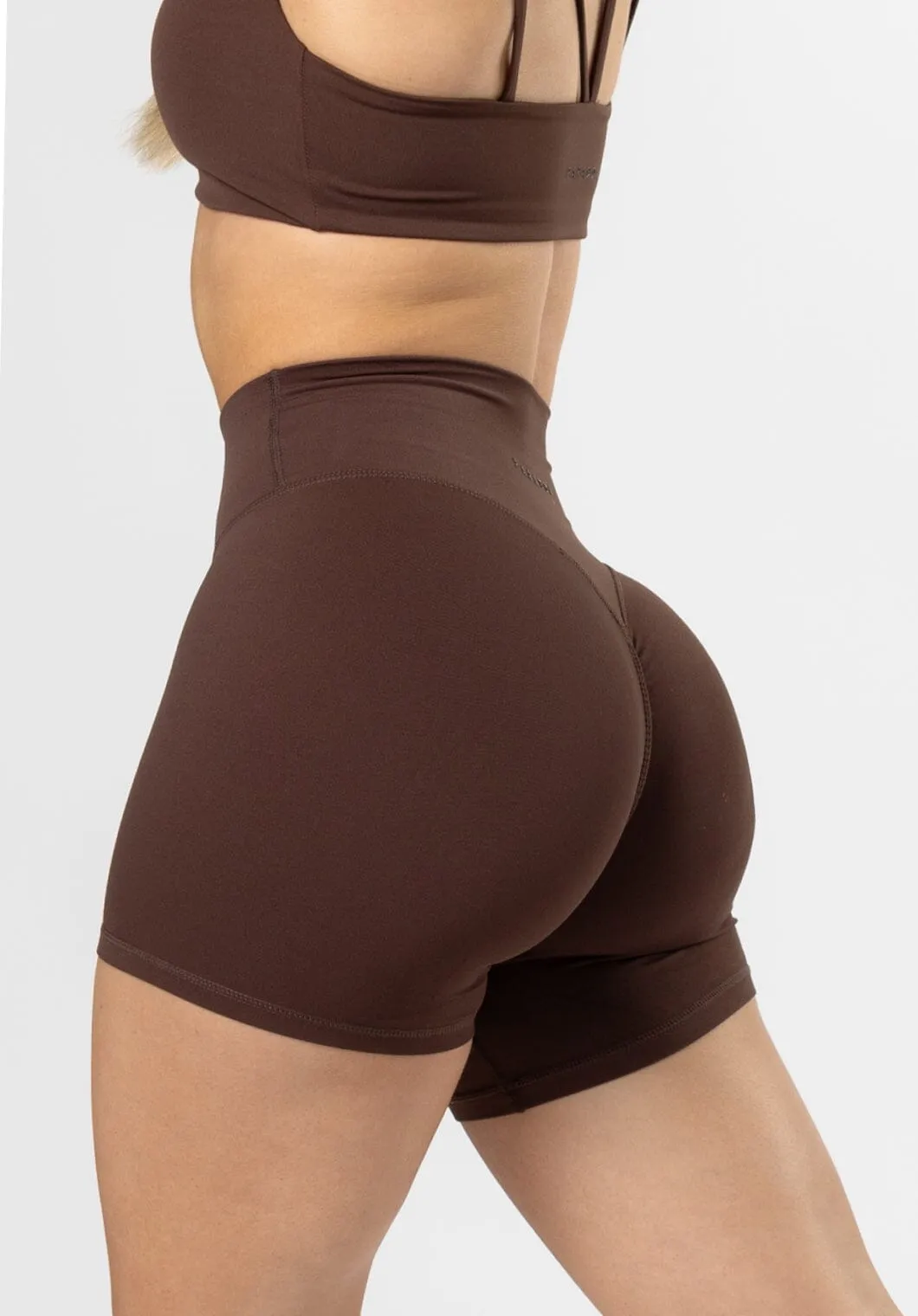 Wrinkle-Resistant Adaptive Tension Control RecStretch Original Sculptseam? Short 5" Walnut