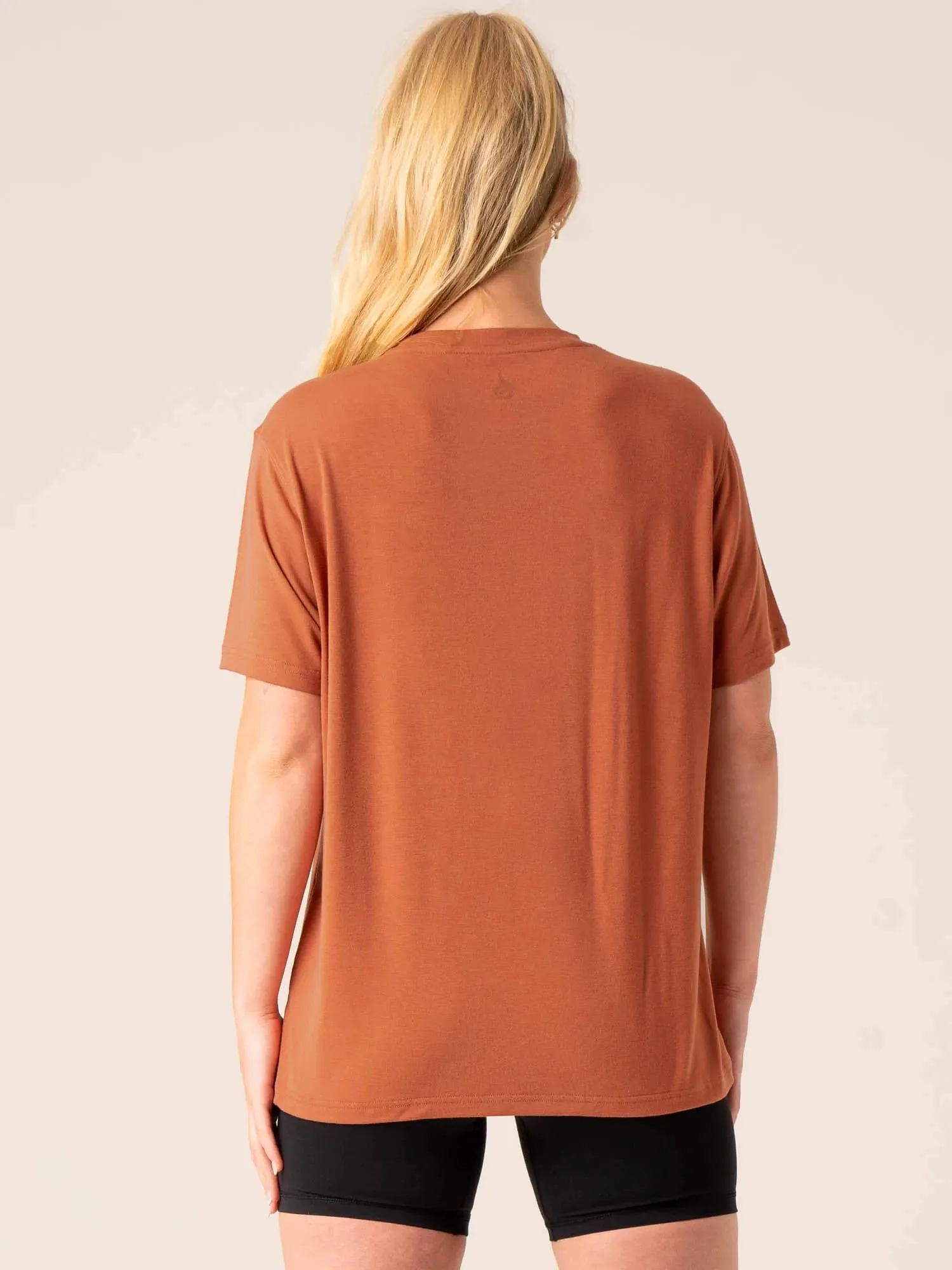 OversizedSilhouette Off Side Longline T-Shirt - Mocha