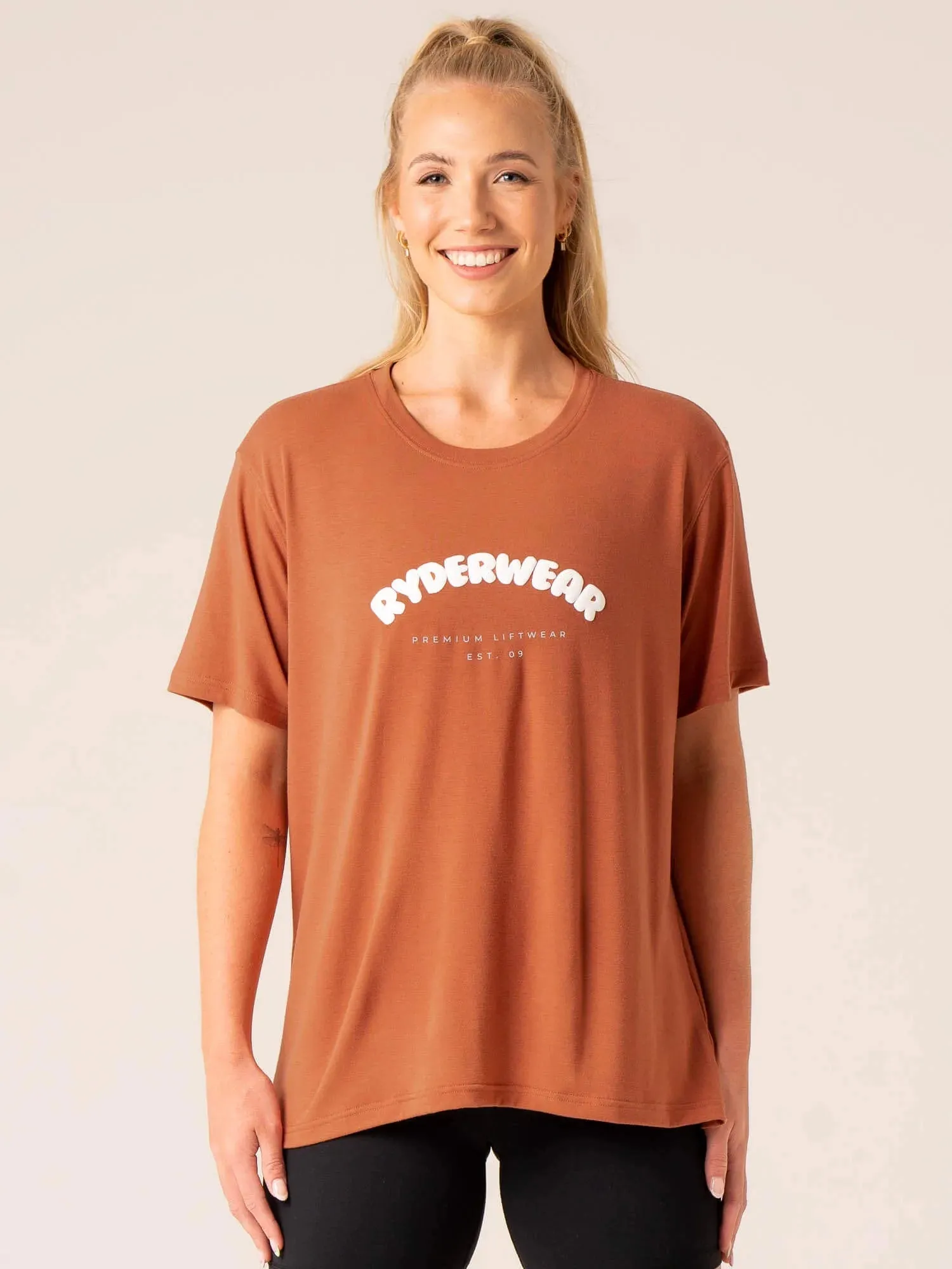Party fun Off Side Longline T-Shirt - Mocha