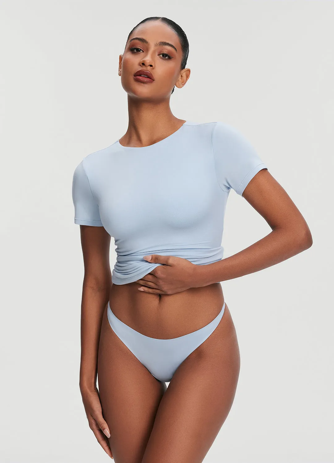 Seam Free Shoulders Light Style Trend Short Sleeve Crew Neck Top