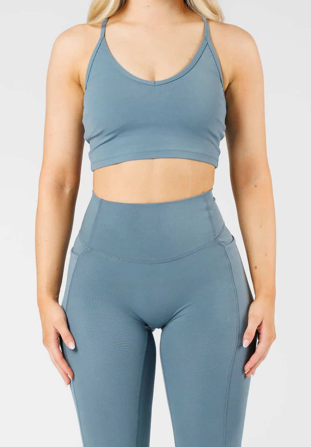 Layered Seam Construction Reluna Empower Sculptseam? Pocket Legging Slate