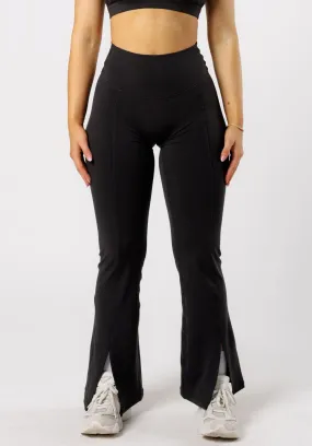 Relaxed fit style Seamless Design Weekend Trip Reluna? Front Slit Sculptseam? Flare Leggings 31" Black
