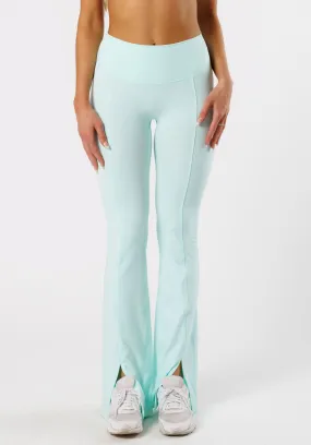 Premium Stretch Soft Touch Summer Wear Reluna? Front Slit Sculptseam? Flare Leggings 34" Pale Jade
