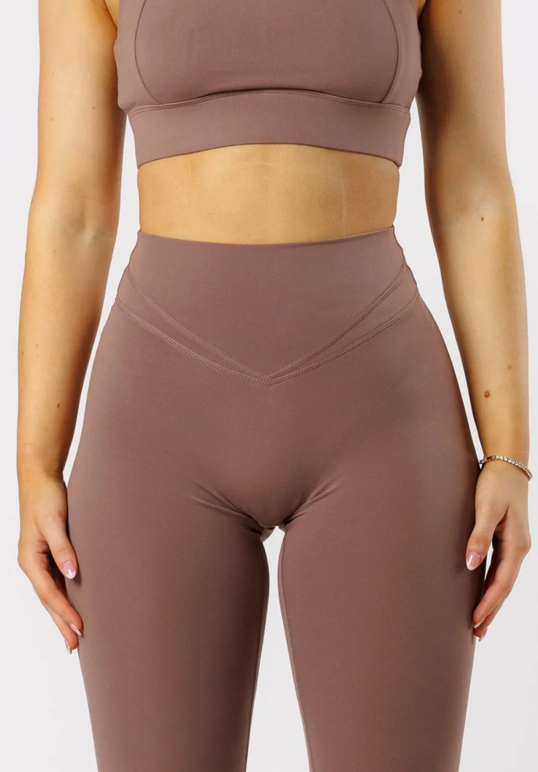 Reluna? Icon Sculptseam? Plus Legging Mushroom Stretch Fit Beginner Level Travel Friendly