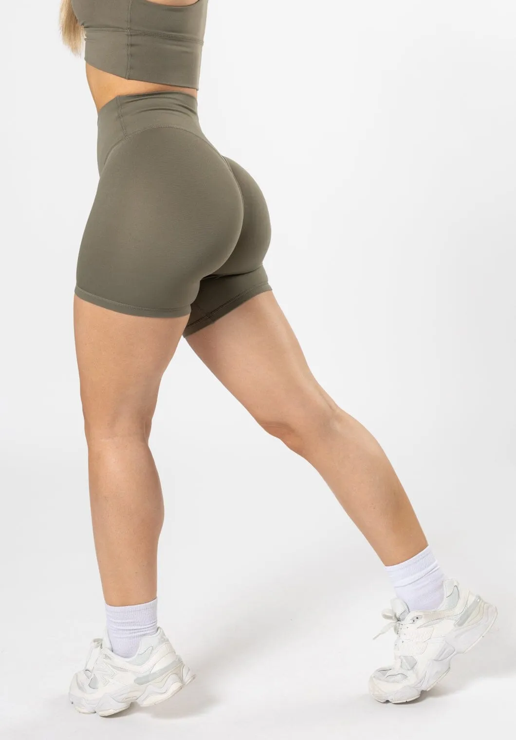 Mid - rise Reluna Original Sculptseam? Plus Short Everglades