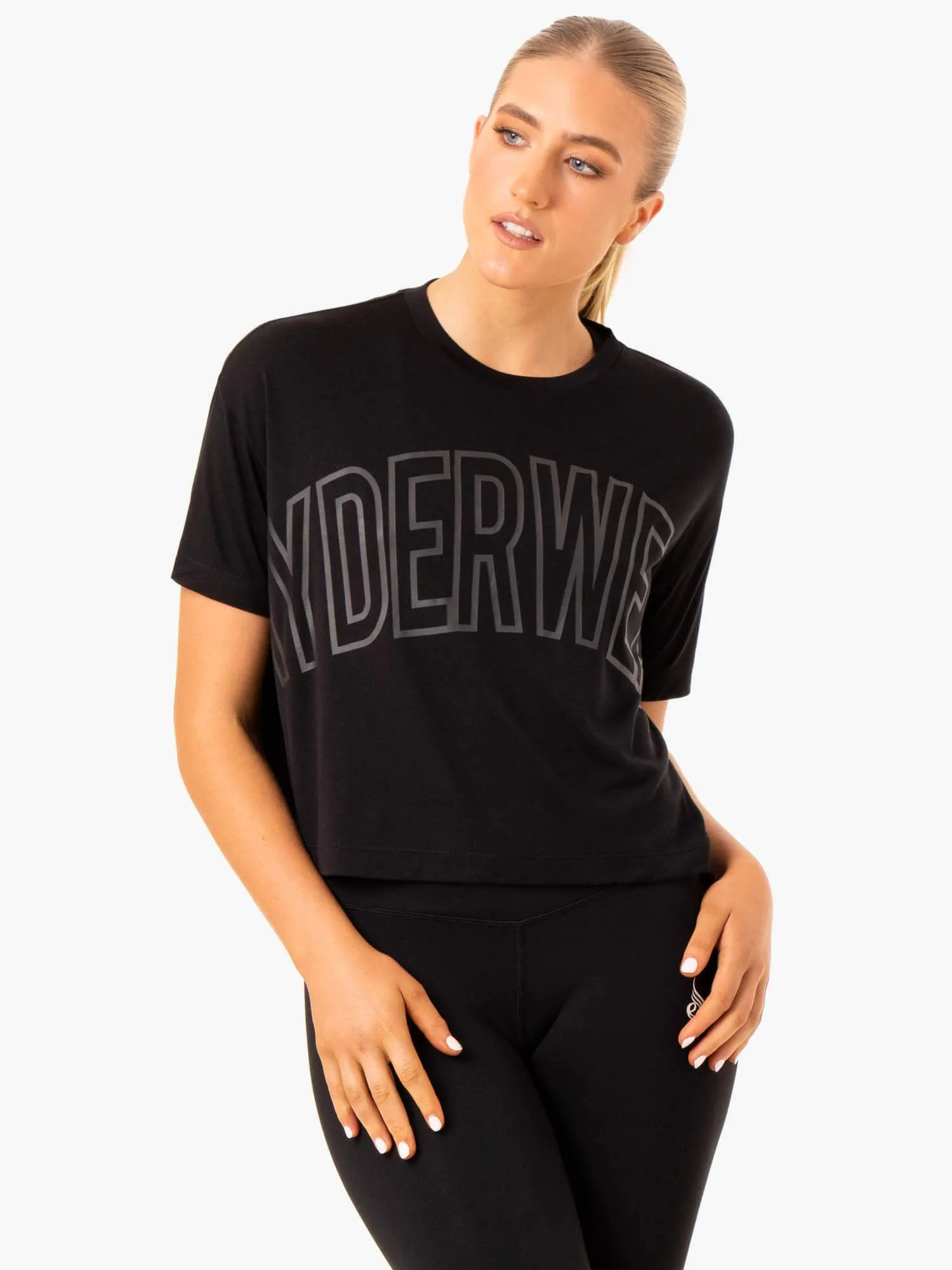 Replay Boxy Tee - Black Timeless Comfort Wear Durable Colorfast Finish