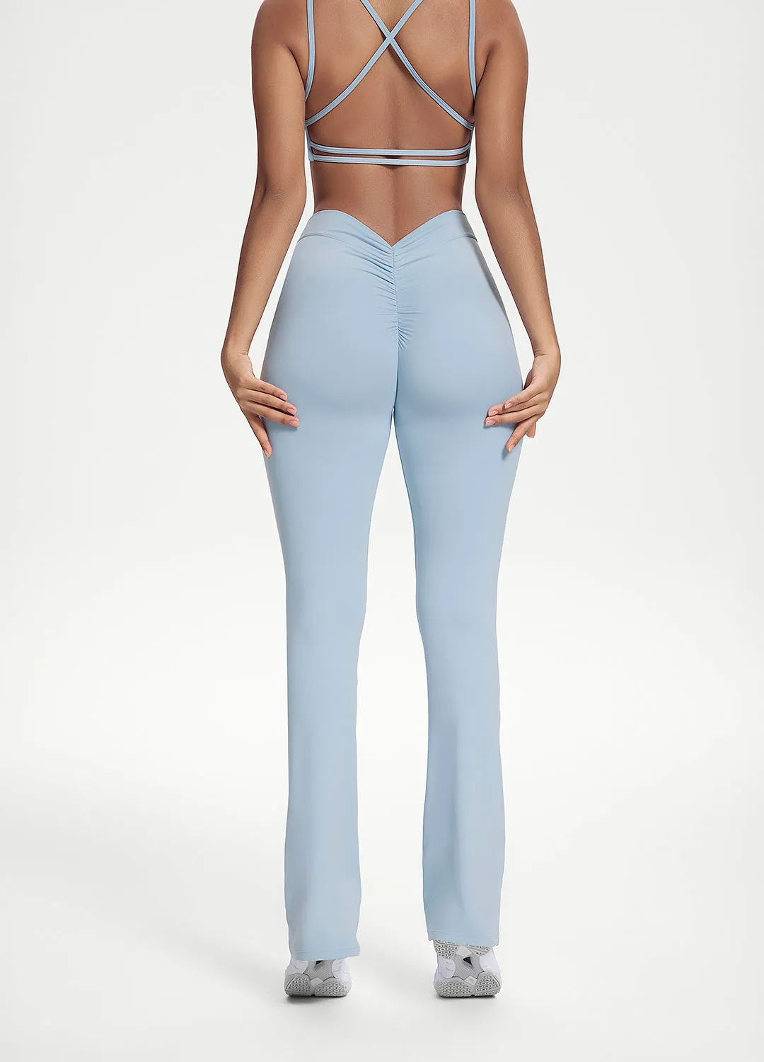 Reinforced Seams Scrunch Back Flared Leggings